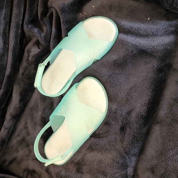 Old Navy Sandals - Picture 2 of 3